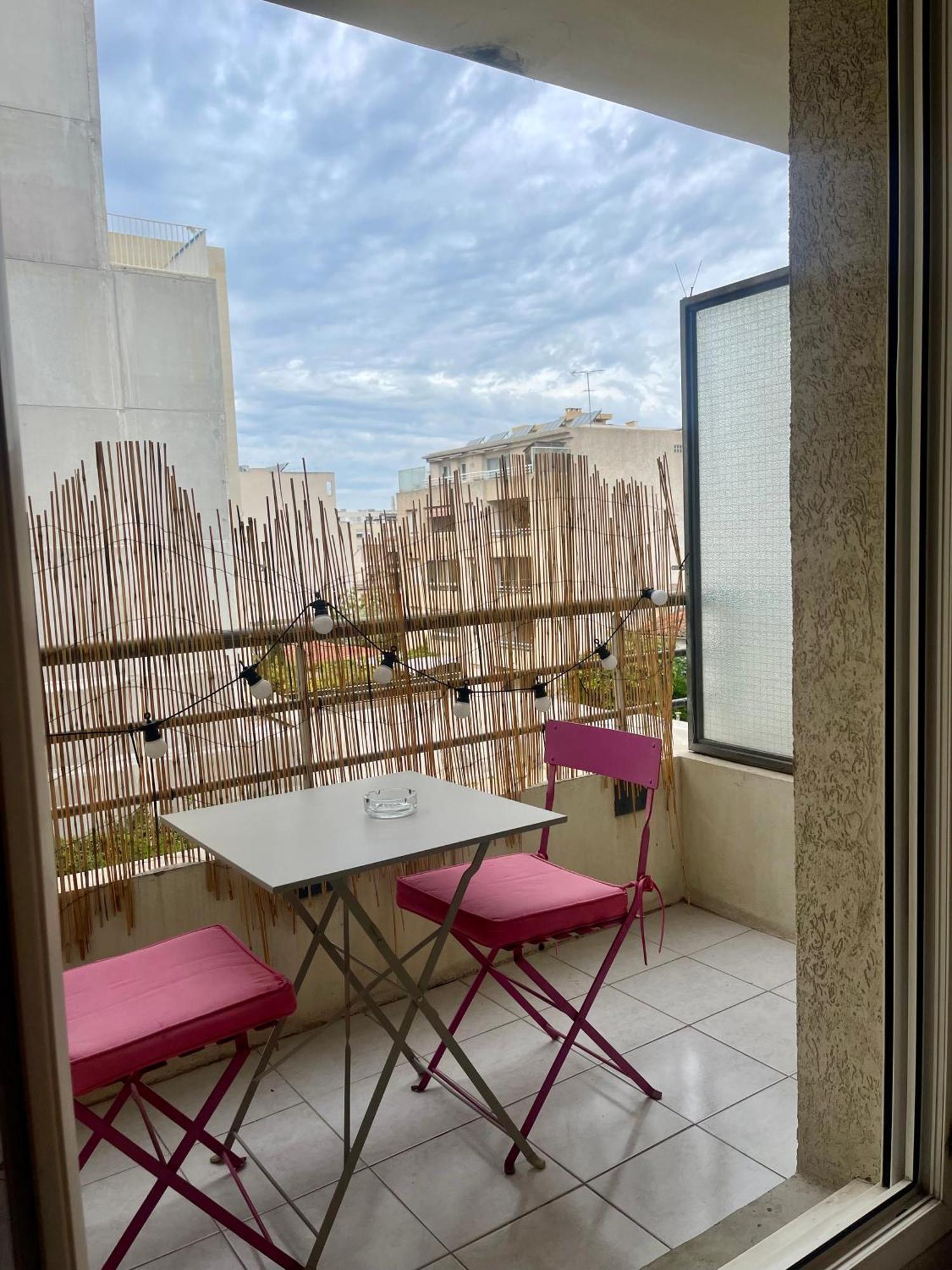 Studio Avec Place De Parking A La Timone Marseille Eksteriør bilde